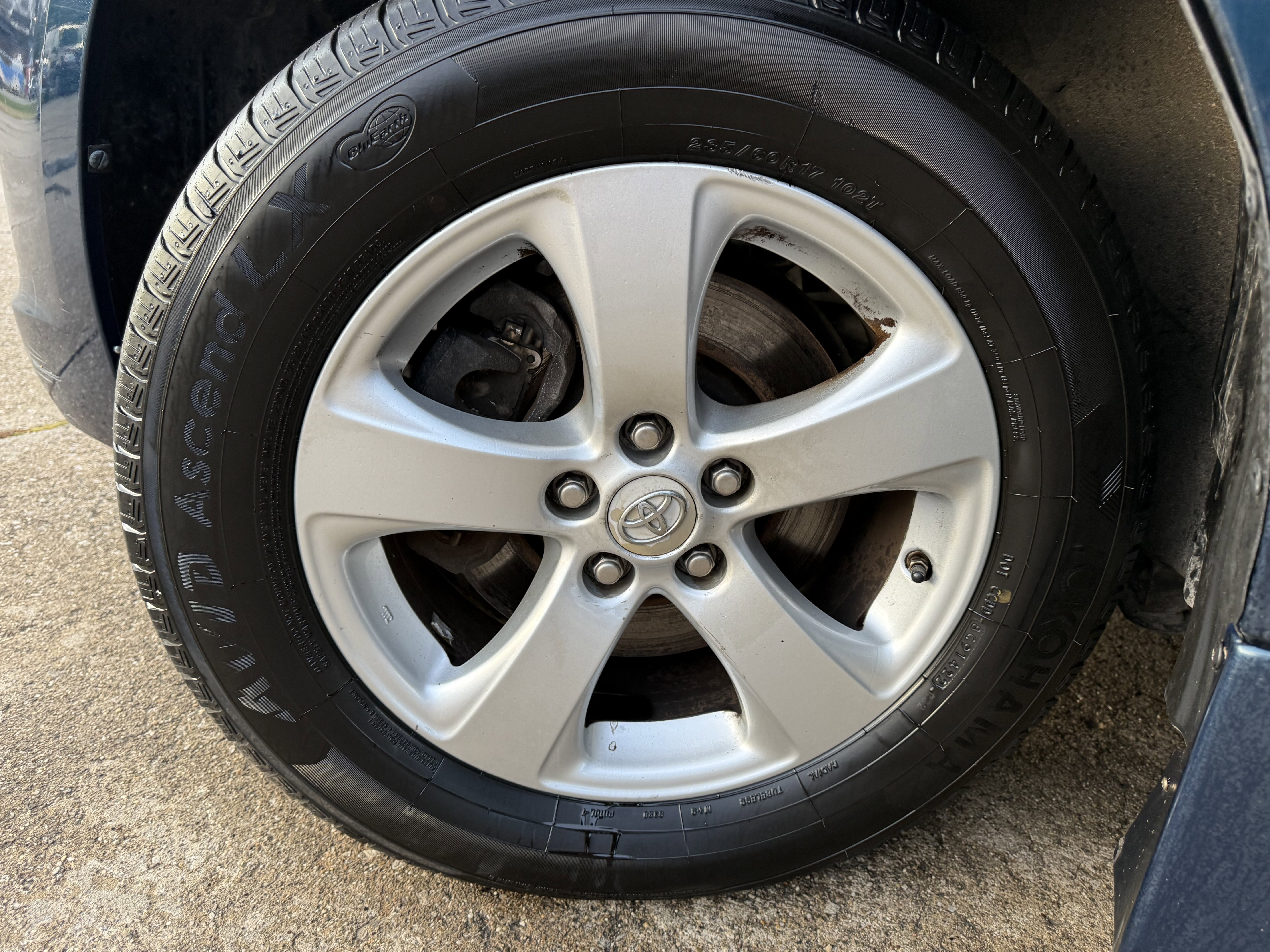 Used 2011 Toyota Sienna LE image 33