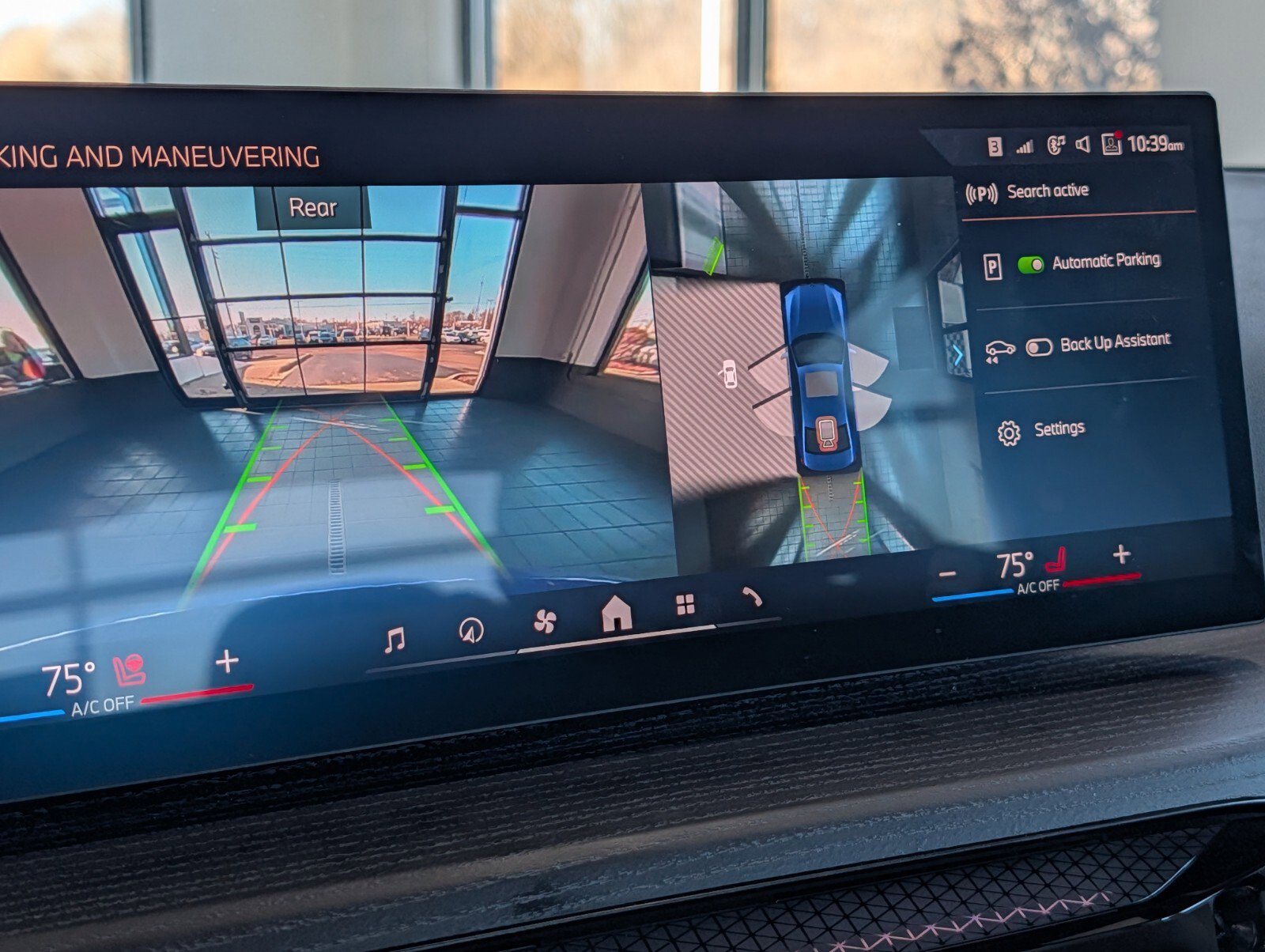 Certified 2025 BMW 330i xDrive Sedan w/ M Sport Package image 22