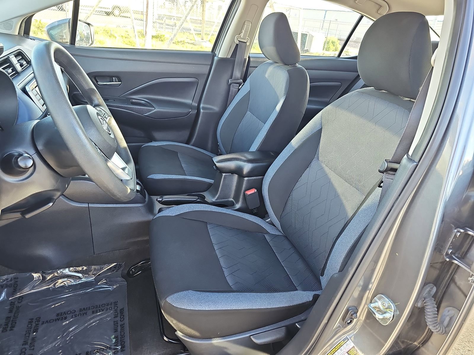 Used 2023 Nissan Versa SV image 14