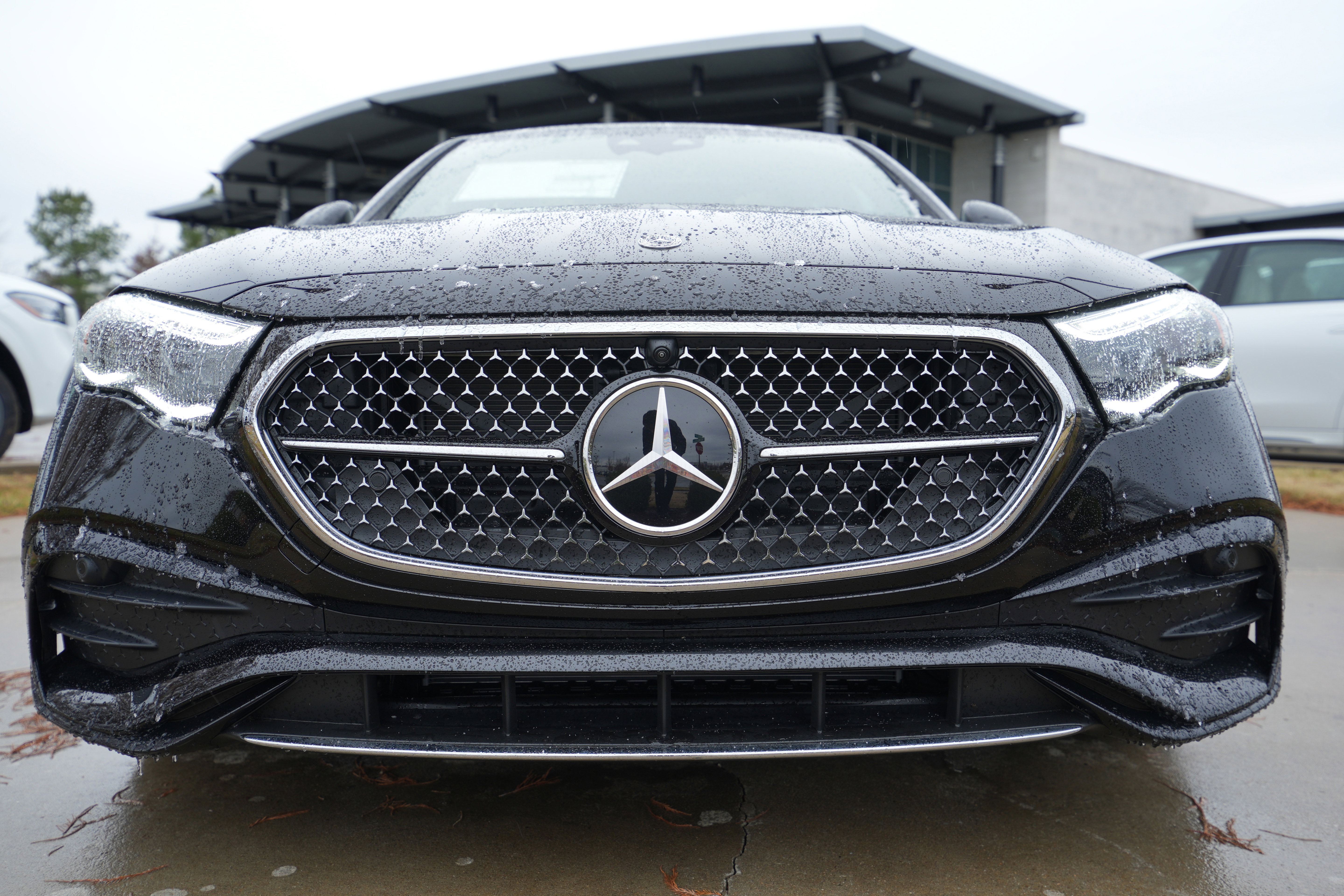 New 2026 Mercedes-Benz E 350 4MATIC Sedan image 9