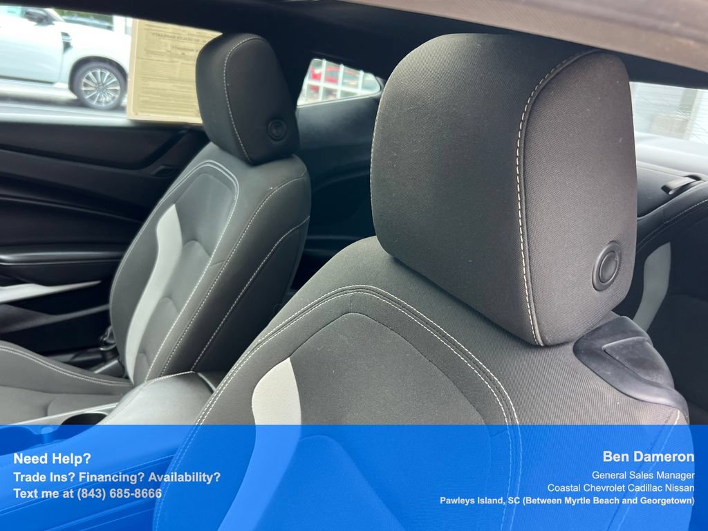 Used 2019 Chevrolet Camaro LT w/ Technology Package RWD image 10