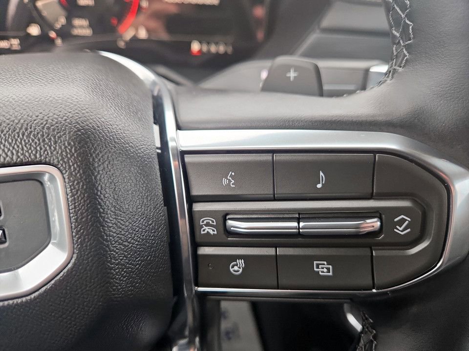 New 2026 GMC Acadia Elevation image 16