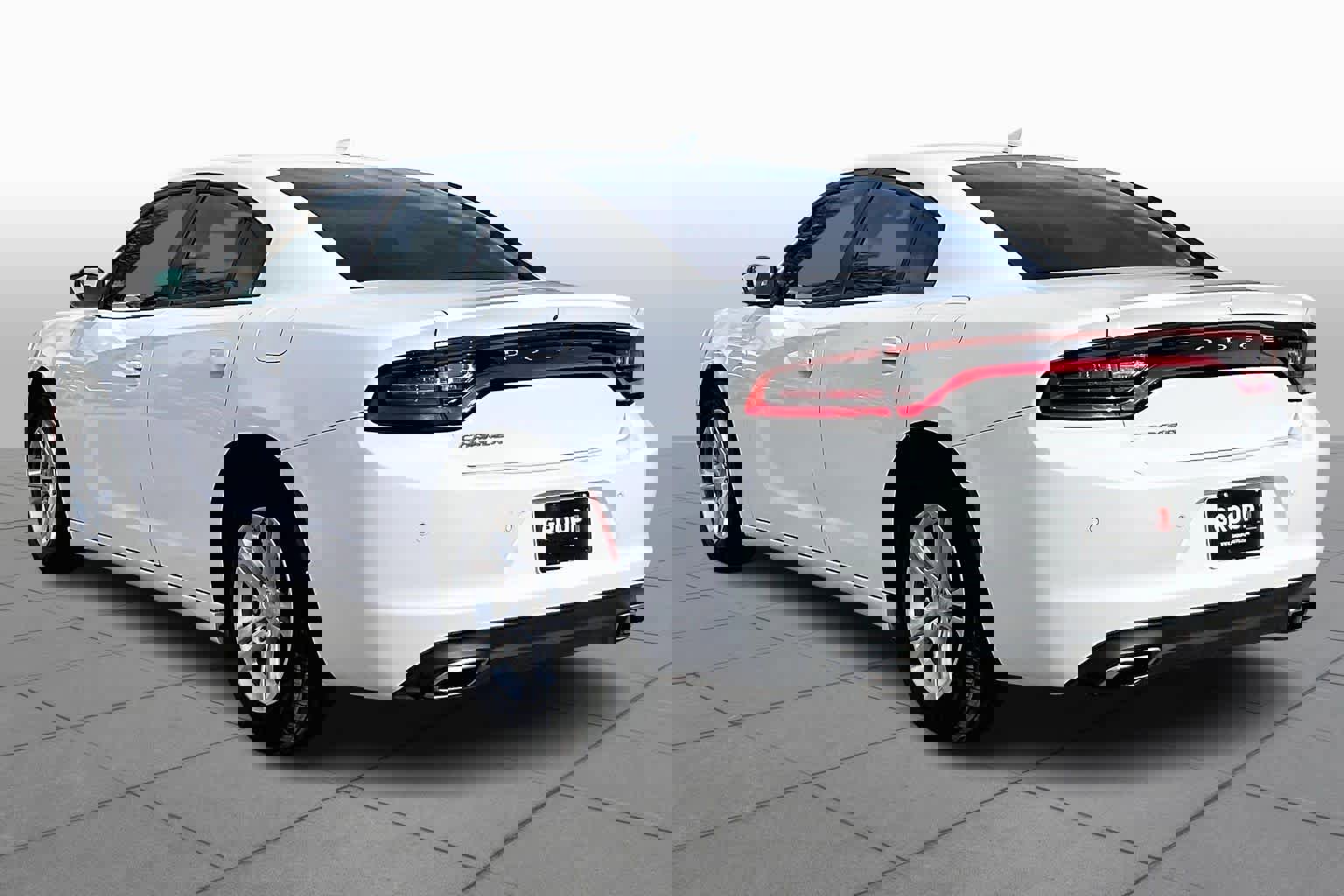 Used 2023 Dodge Charger SXT image 11