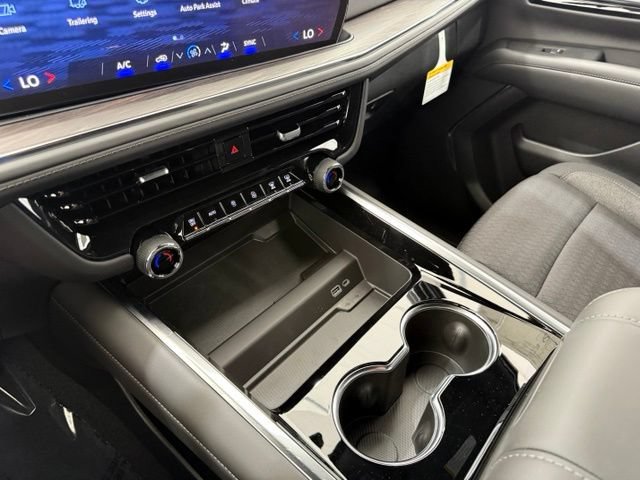 New 2026 Chevrolet Suburban LS w/ Max Trailering Package AWD/4WD image 43