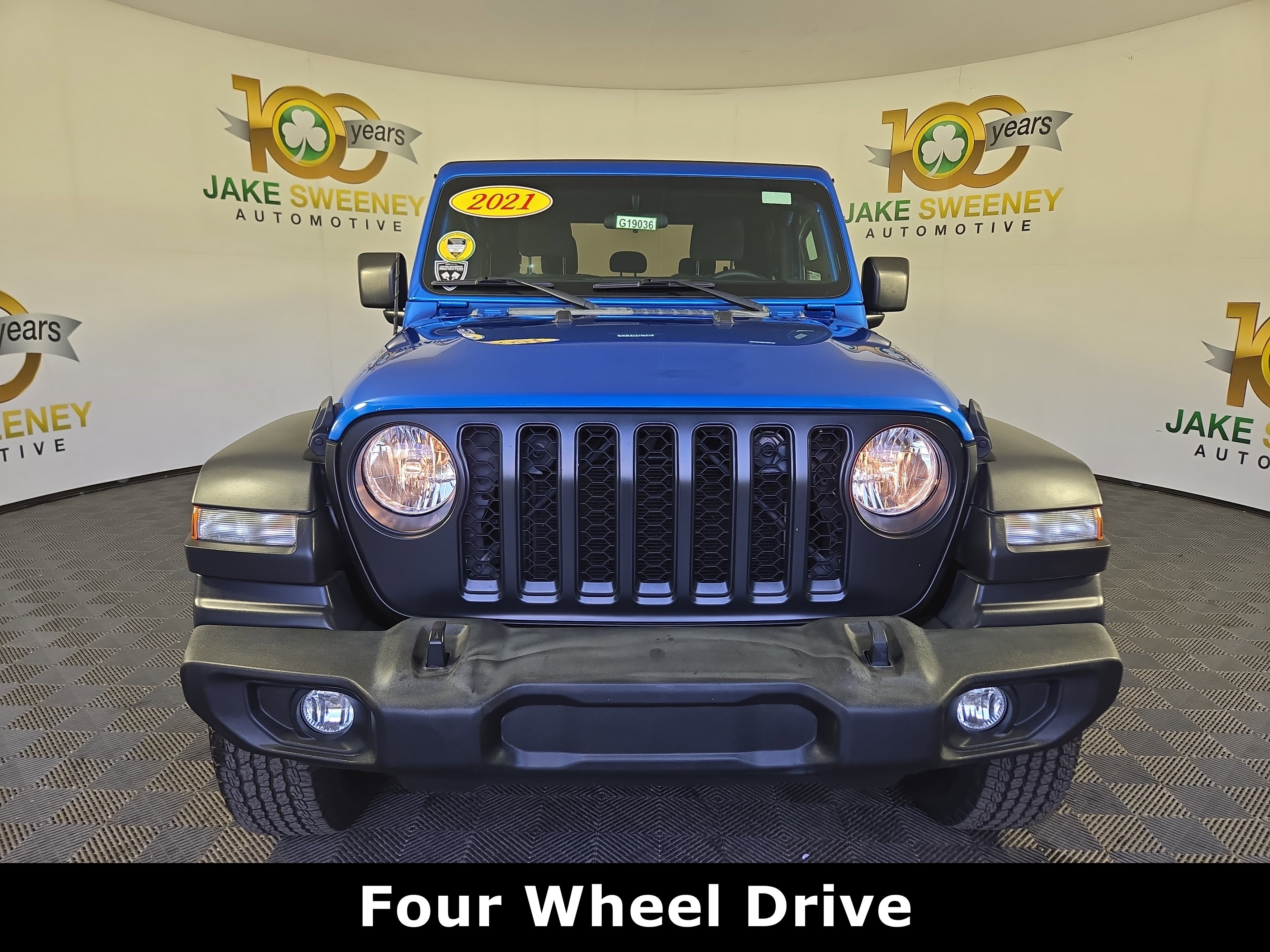 Used 2021 Jeep Gladiator Sport image 2