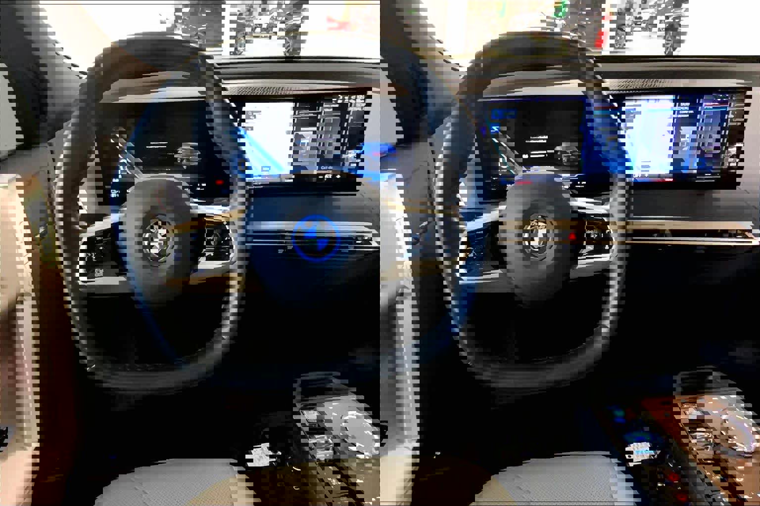 Certified 2023 BMW iX xDrive50 w/ Premium Package image 5