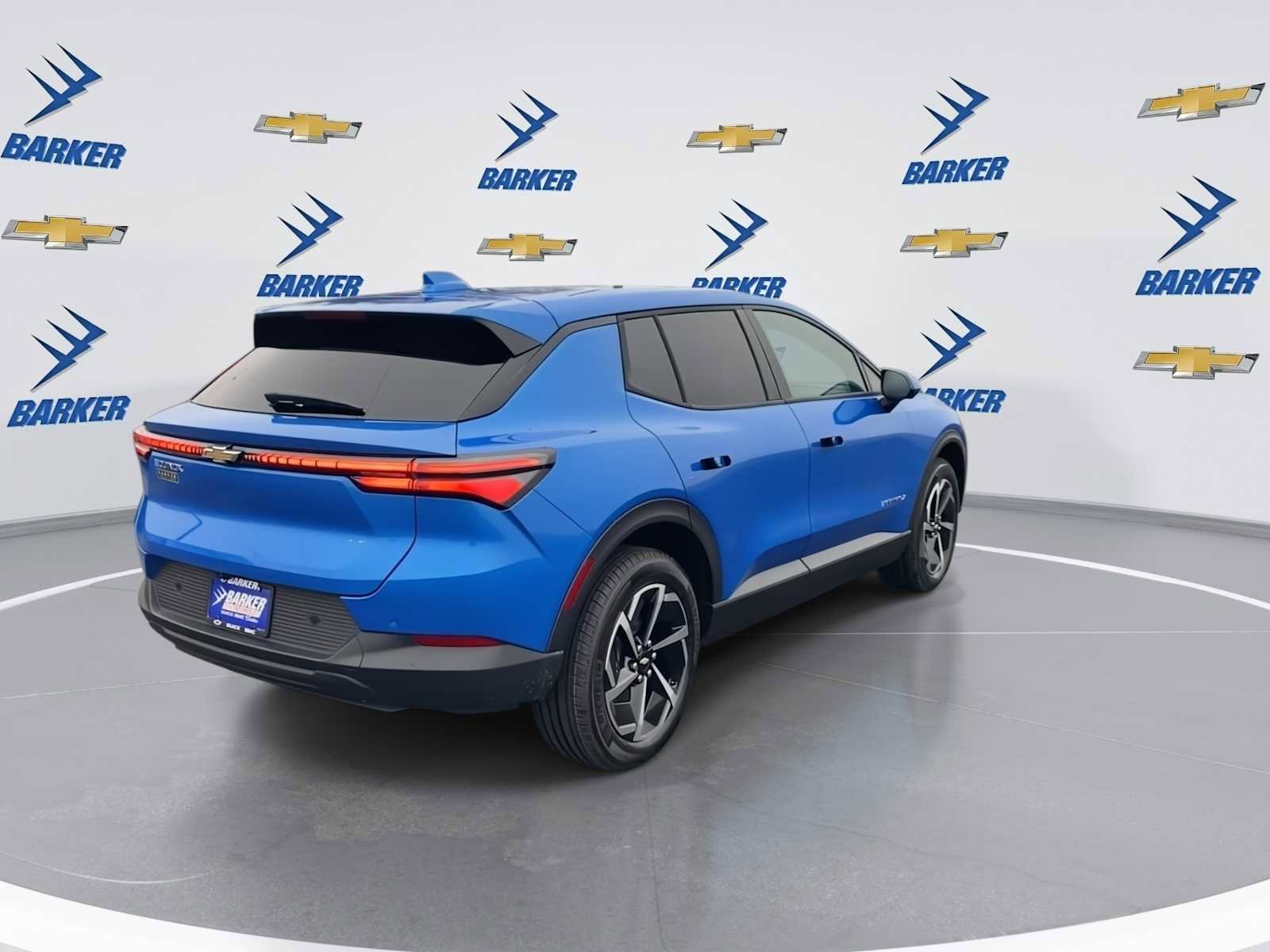 New 2026 Chevrolet Equinox EV LT image 8