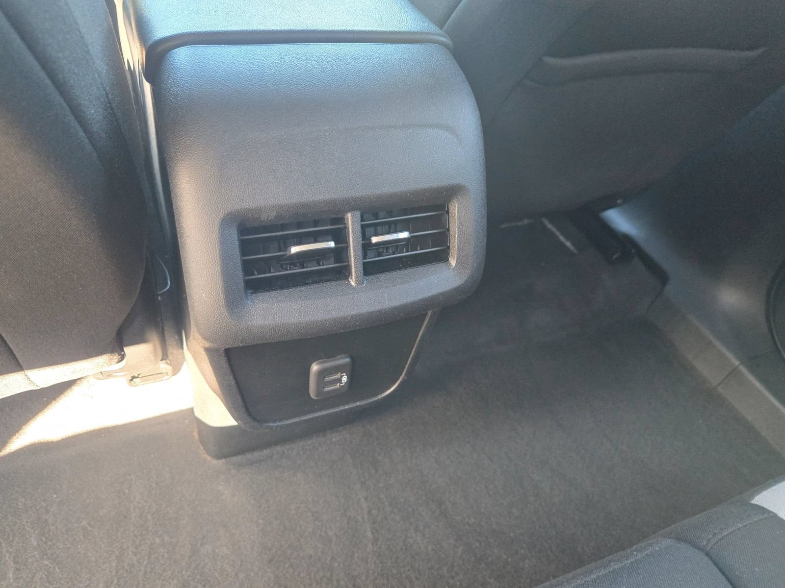 Used 2020 Chevrolet Equinox LT AWD/4WD image 10
