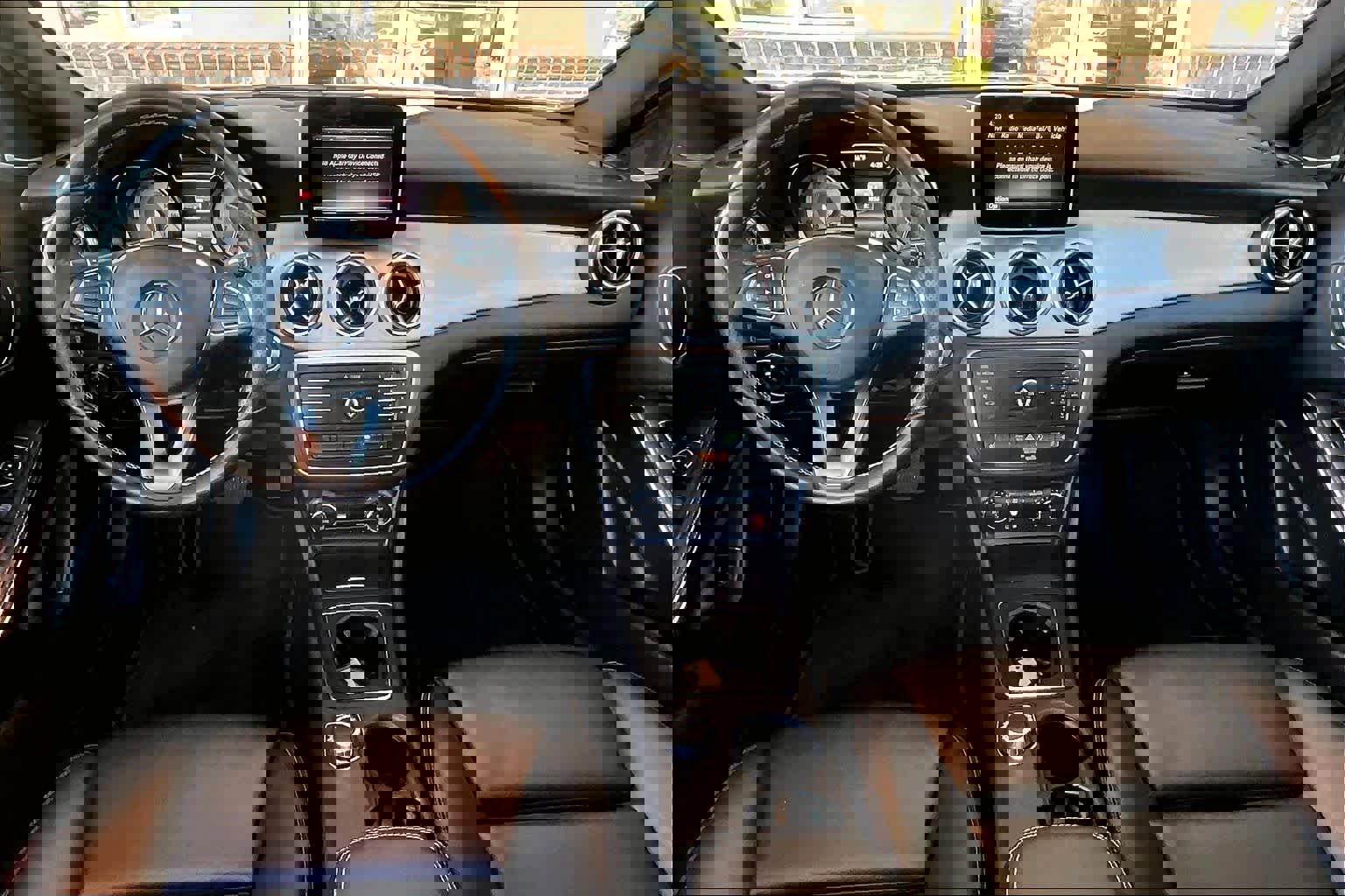 Used 2016 Mercedes-Benz GLA 250 image 16