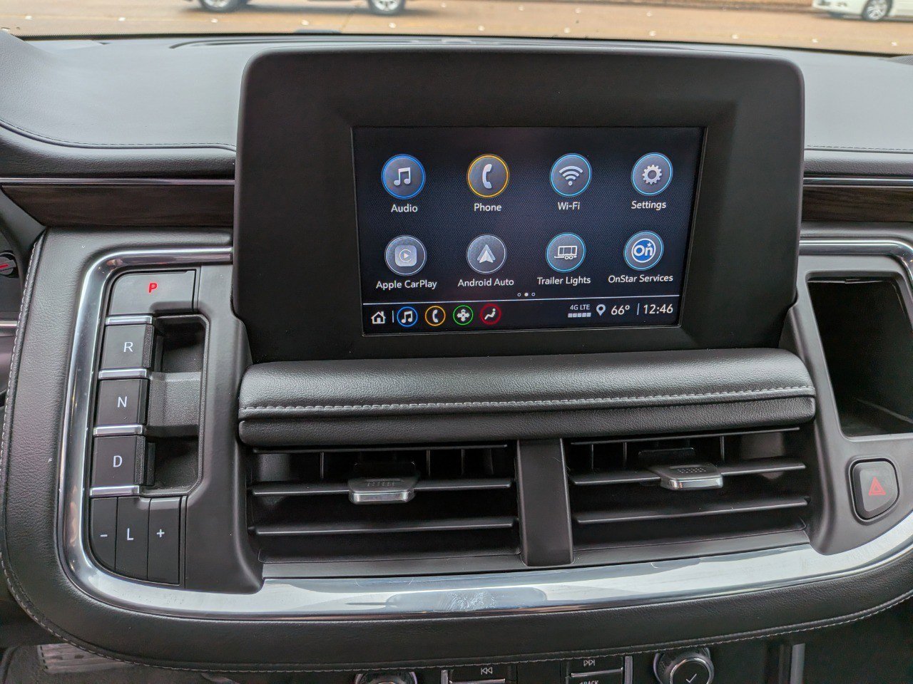 Used 2023 Chevrolet Suburban LS RWD image 21