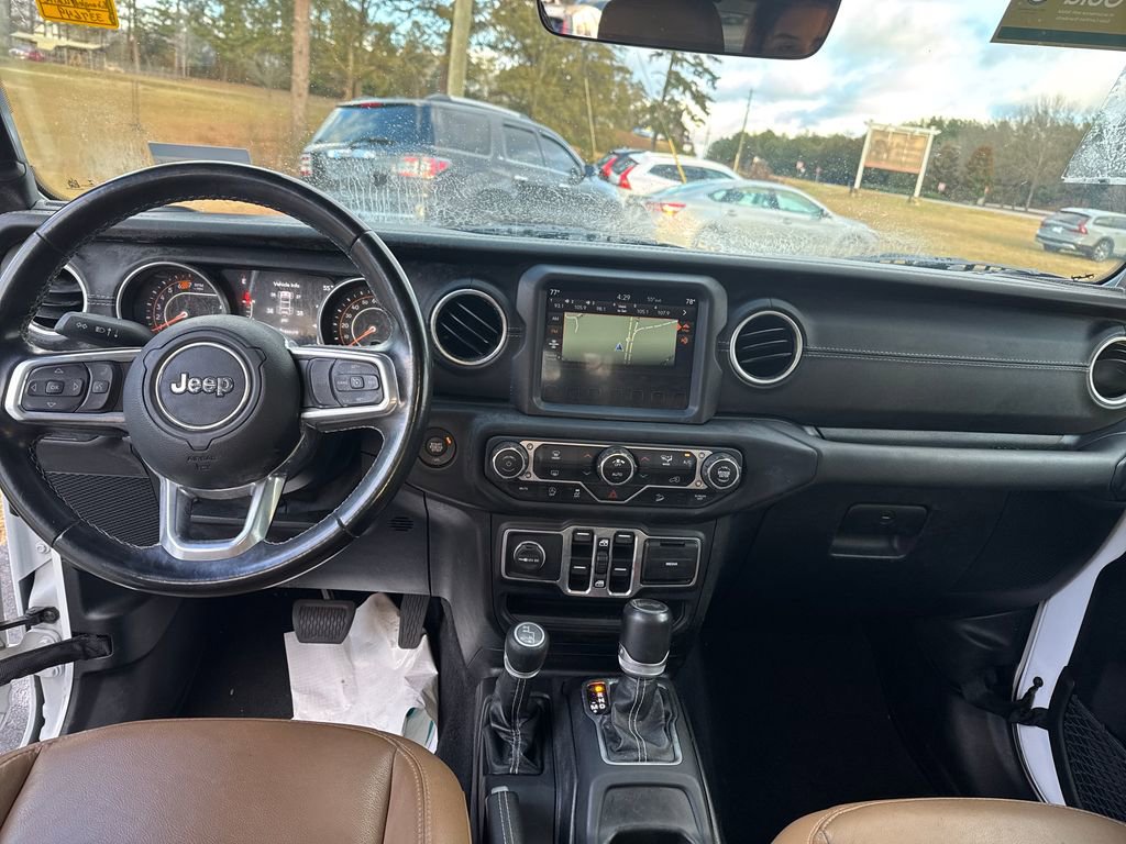 Used 2020 Jeep Wrangler Unlimited Sahara image 14