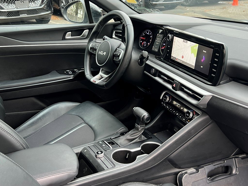 Used 2022 Kia K5 GT-Line image 10