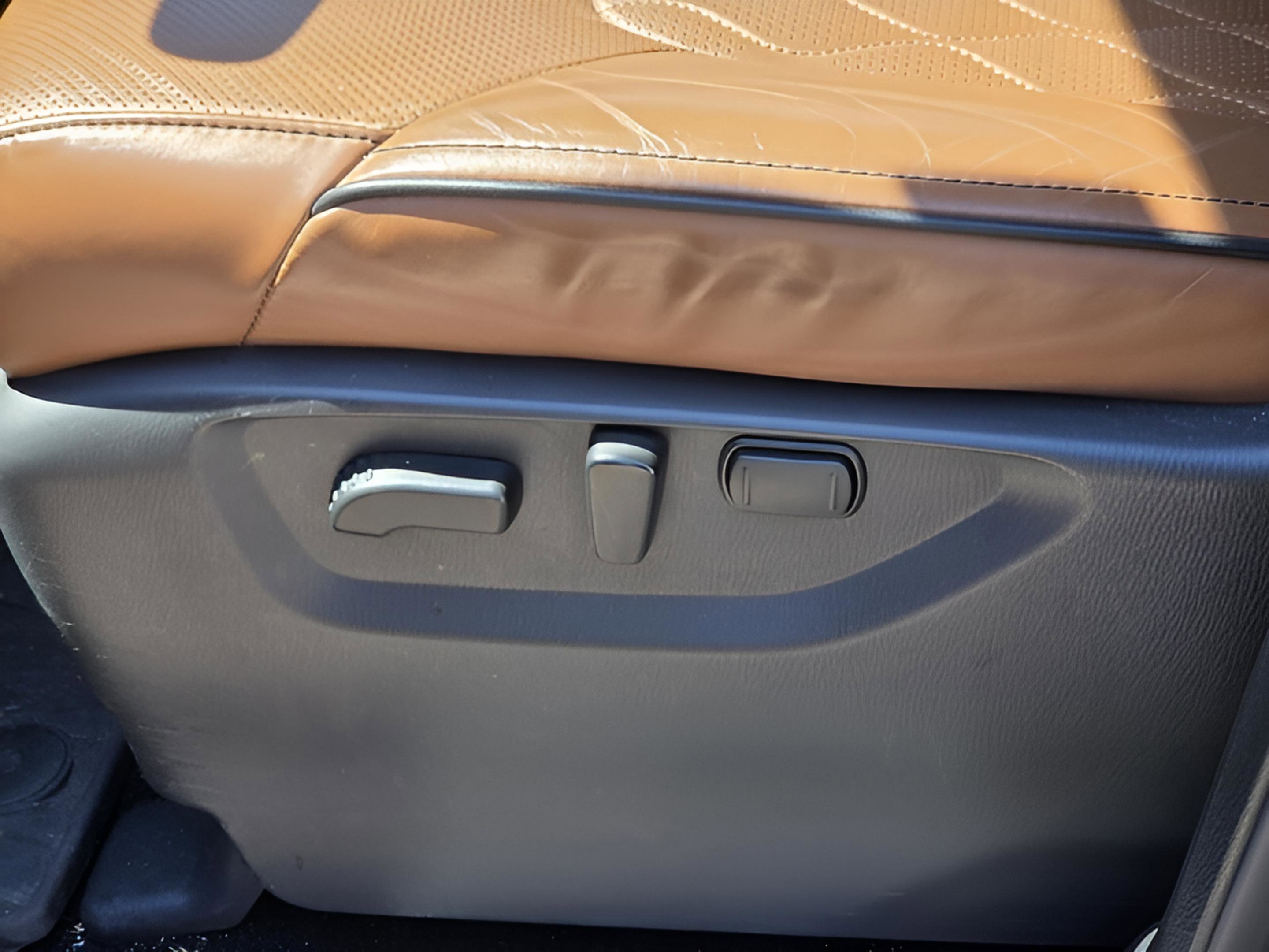 Used 2024 INFINITI QX80 Sensory RWD image 9