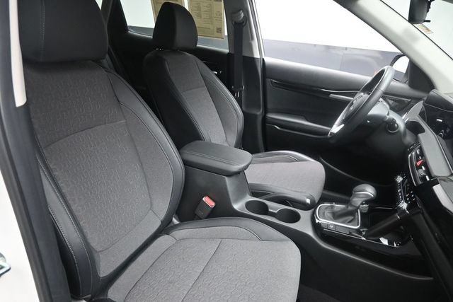 Used 2025 Kia Seltos S FWD image 27