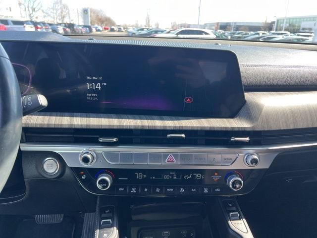 Certified 2023 Kia Telluride EX w/ EX Captain's Chair Package image 17