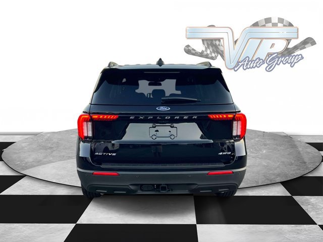 Used 2026 Ford Explorer Active AWD/4WD image 7
