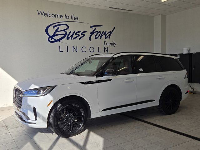 Used 2025 Lincoln Aviator Reserve w/ Equipment Group 201A image 1