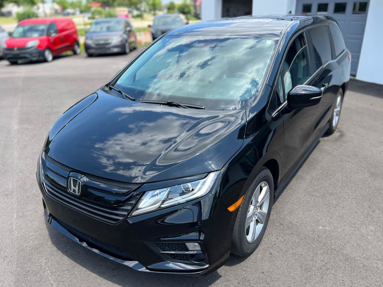 Used 2019 Honda Odyssey EX-L image 2