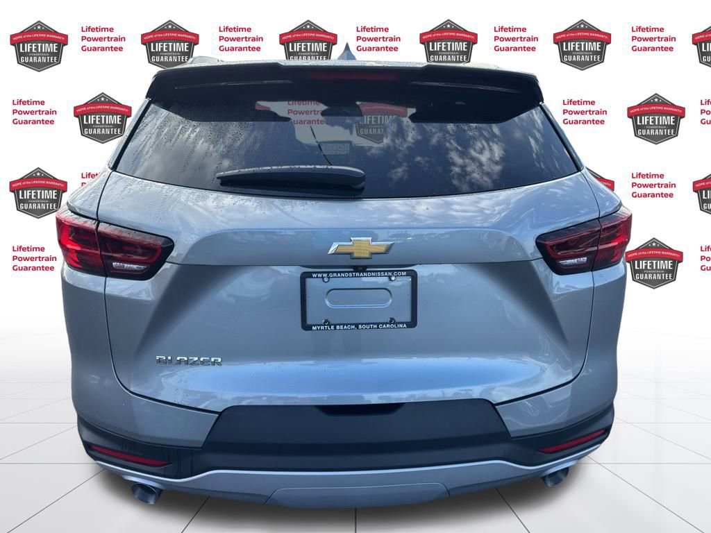 Used 2023 Chevrolet Blazer LT w/ Convenience Package image 6