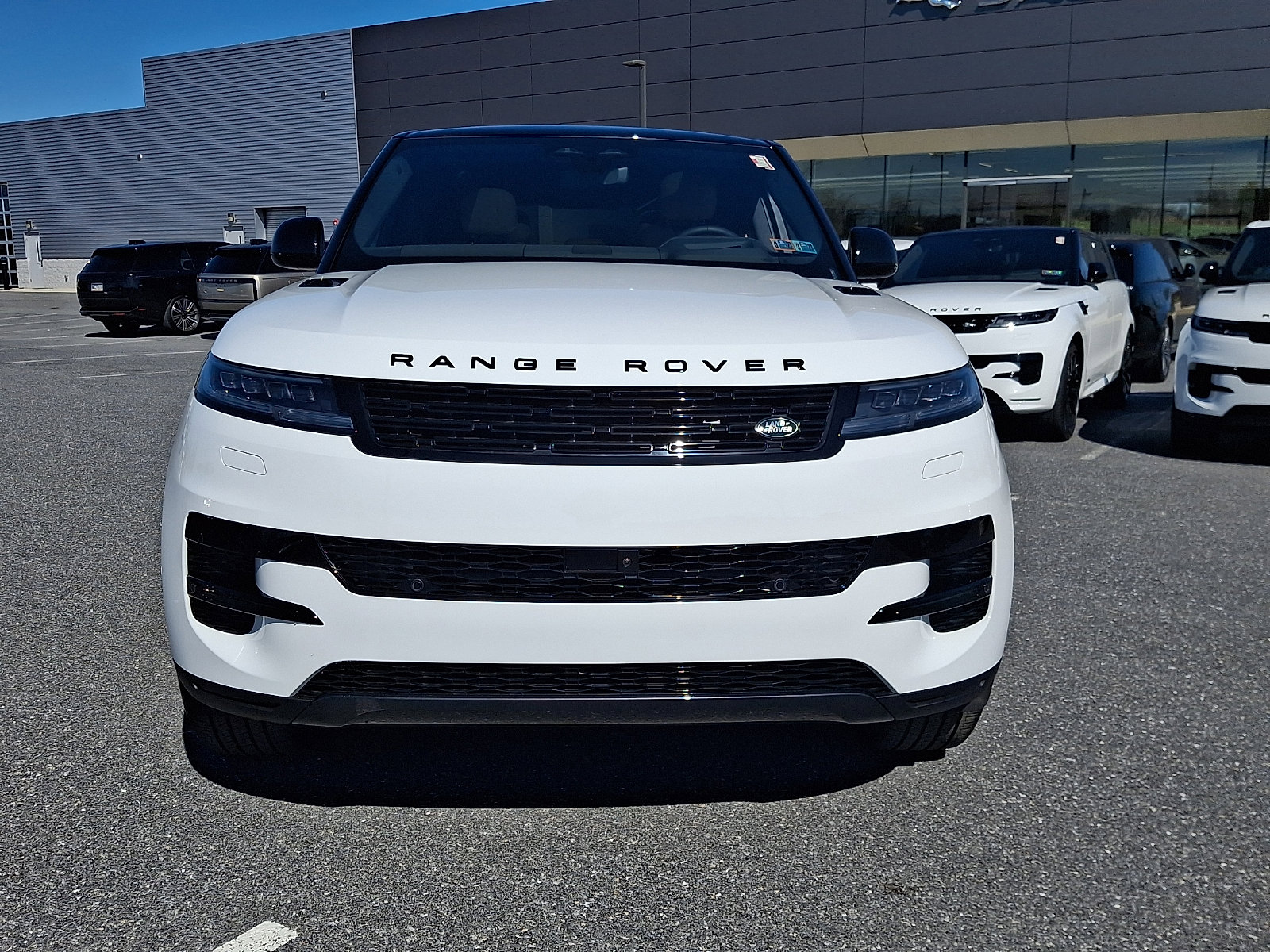 New 2026 Land Rover Range Rover Sport SE image 6