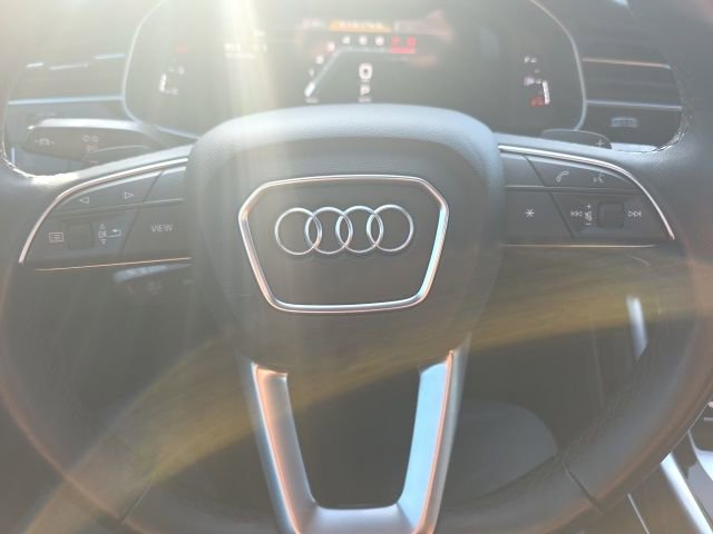 Used 2022 Audi Q8 Prestige image 10