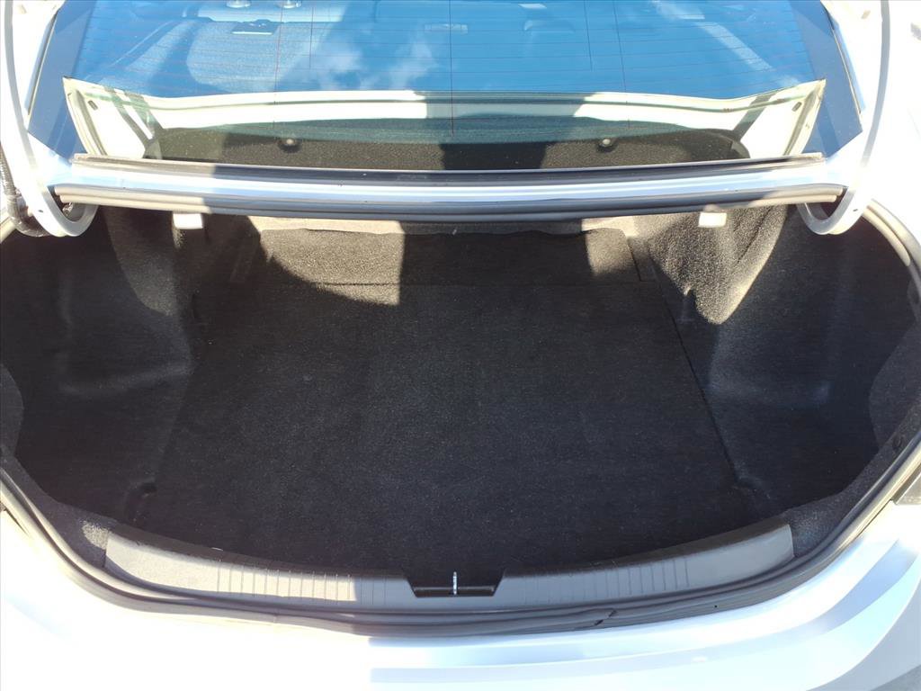 Used 2021 Chevrolet Malibu LS image 13