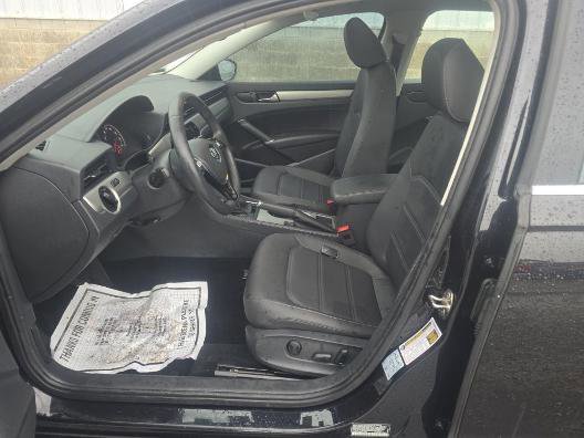 Used 2021 Volkswagen Passat 2.0T SE FWD image 6