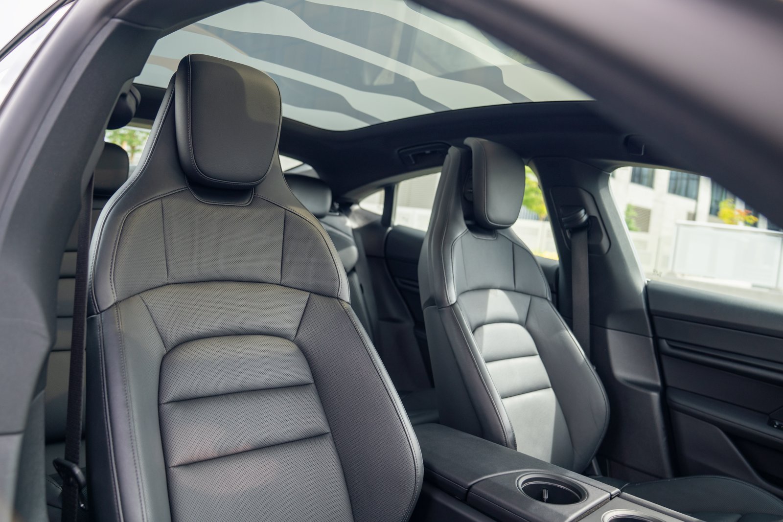 Certified 2024 Porsche Taycan 4S AWD/4WD image 24