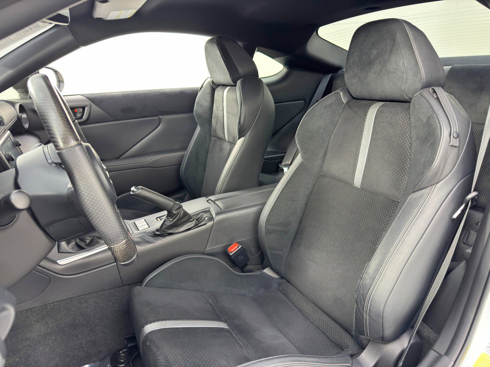 Used 2024 Toyota GR86 Premium image 37