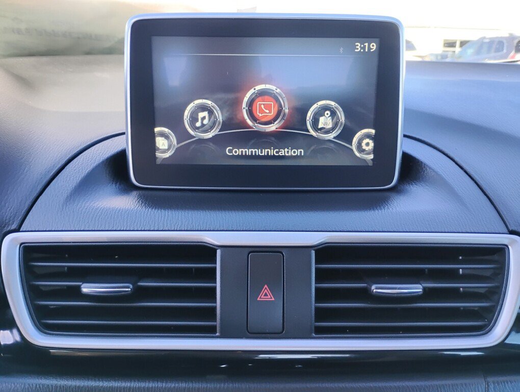 Used 2015 MAZDA MAZDA3 i Touring FWD image 17