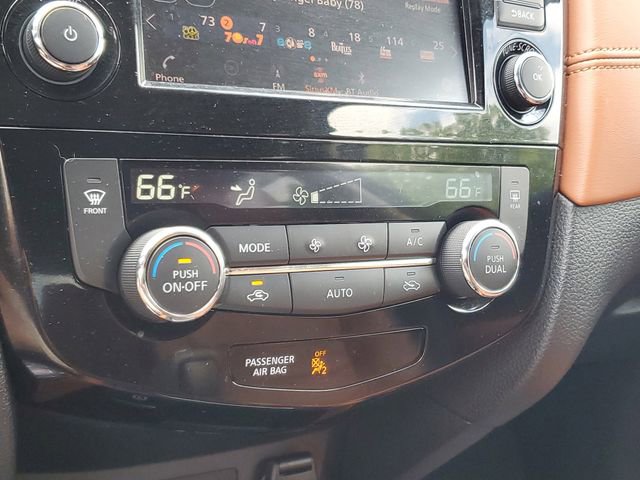 Used 2019 Nissan Rogue SL w/ Premium Package image 22