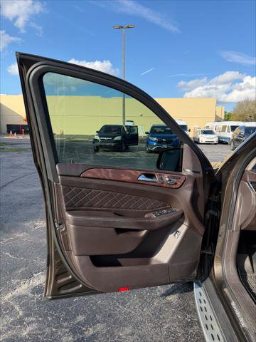 Used 2016 Mercedes-Benz GLE 400 4MATIC image 23