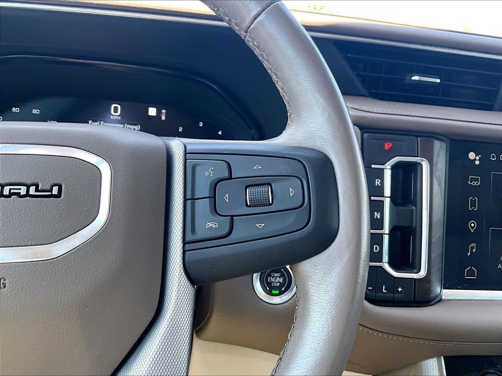 Used 2022 GMC Yukon Denali AWD/4WD image 25