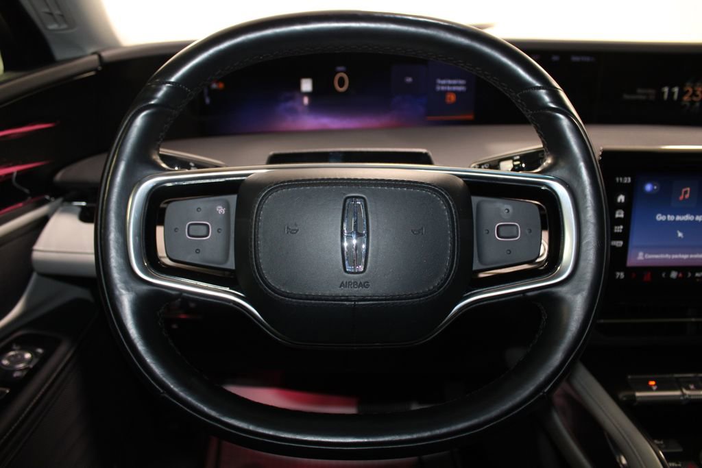 Used 2024 Lincoln Nautilus Reserve image 37