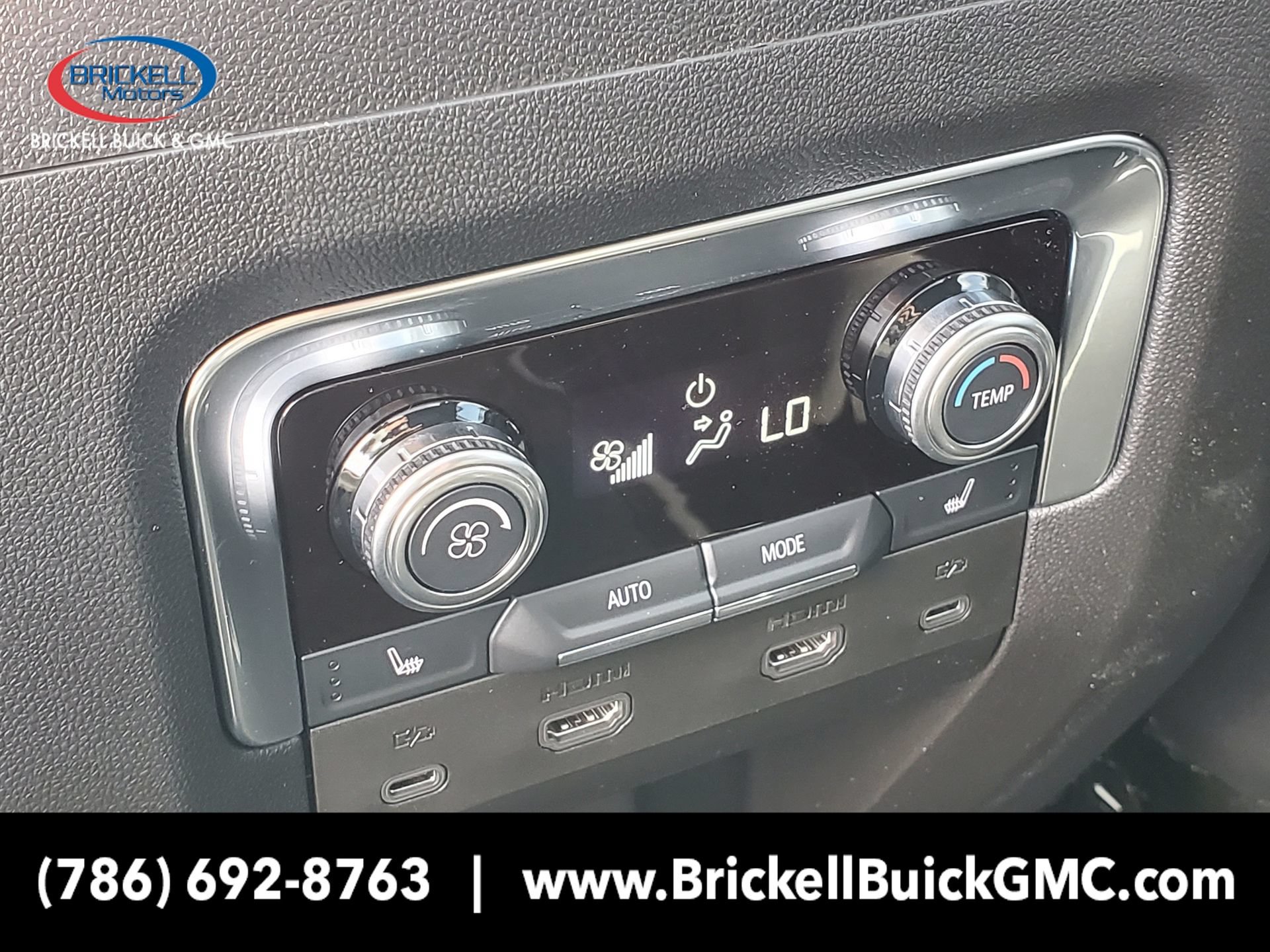 New 2026 GMC Yukon XL Denali w/ Advanced Technology Package RWD image 14