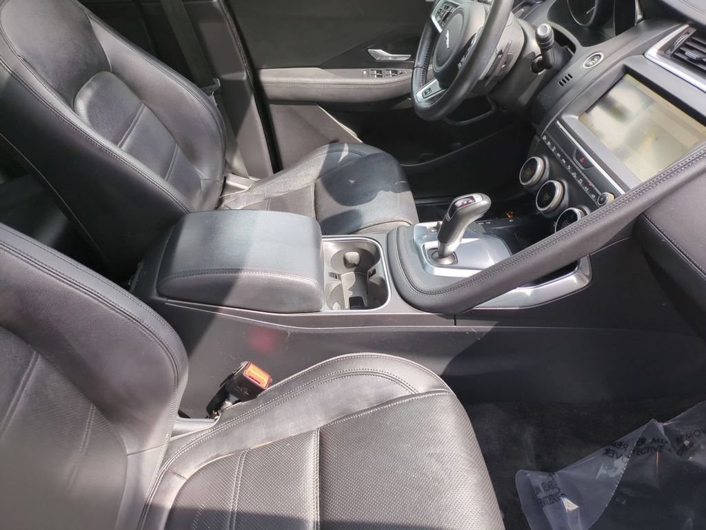 Used 2019 Jaguar E-PACE SE AWD/4WD image 32