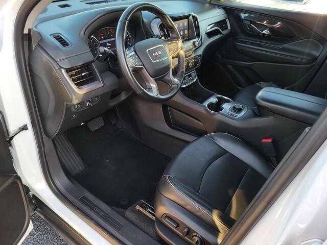 Used 2023 GMC Terrain AT4 image 20