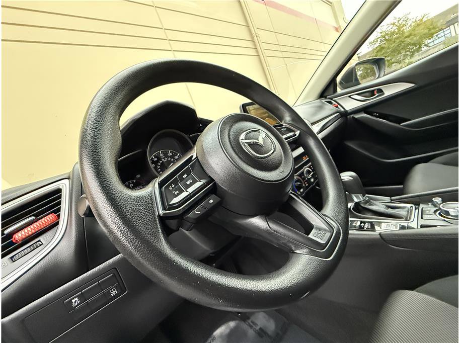 Used 2017 MAZDA MAZDA3 Sport image 10