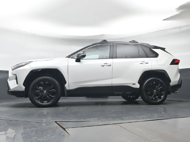Certified 2025 Toyota RAV4 XSE w/ Weather Package AWD/4WD image 33