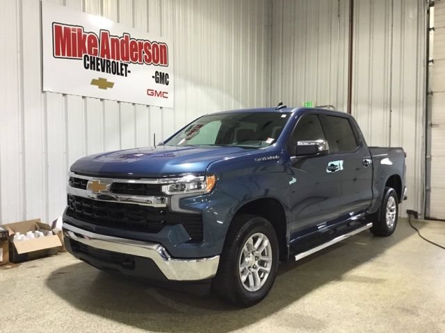 Used 2024 Chevrolet Silverado 1500 LT AWD/4WD image 1