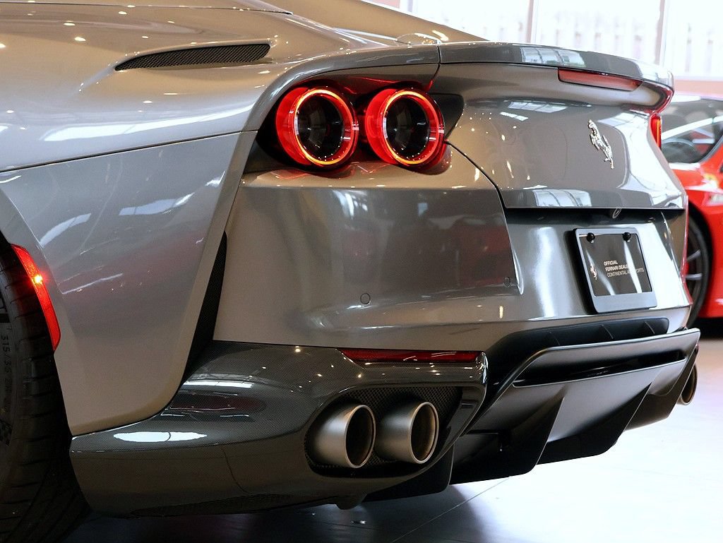 Certified 2022 Ferrari 812 GTS RWD image 17