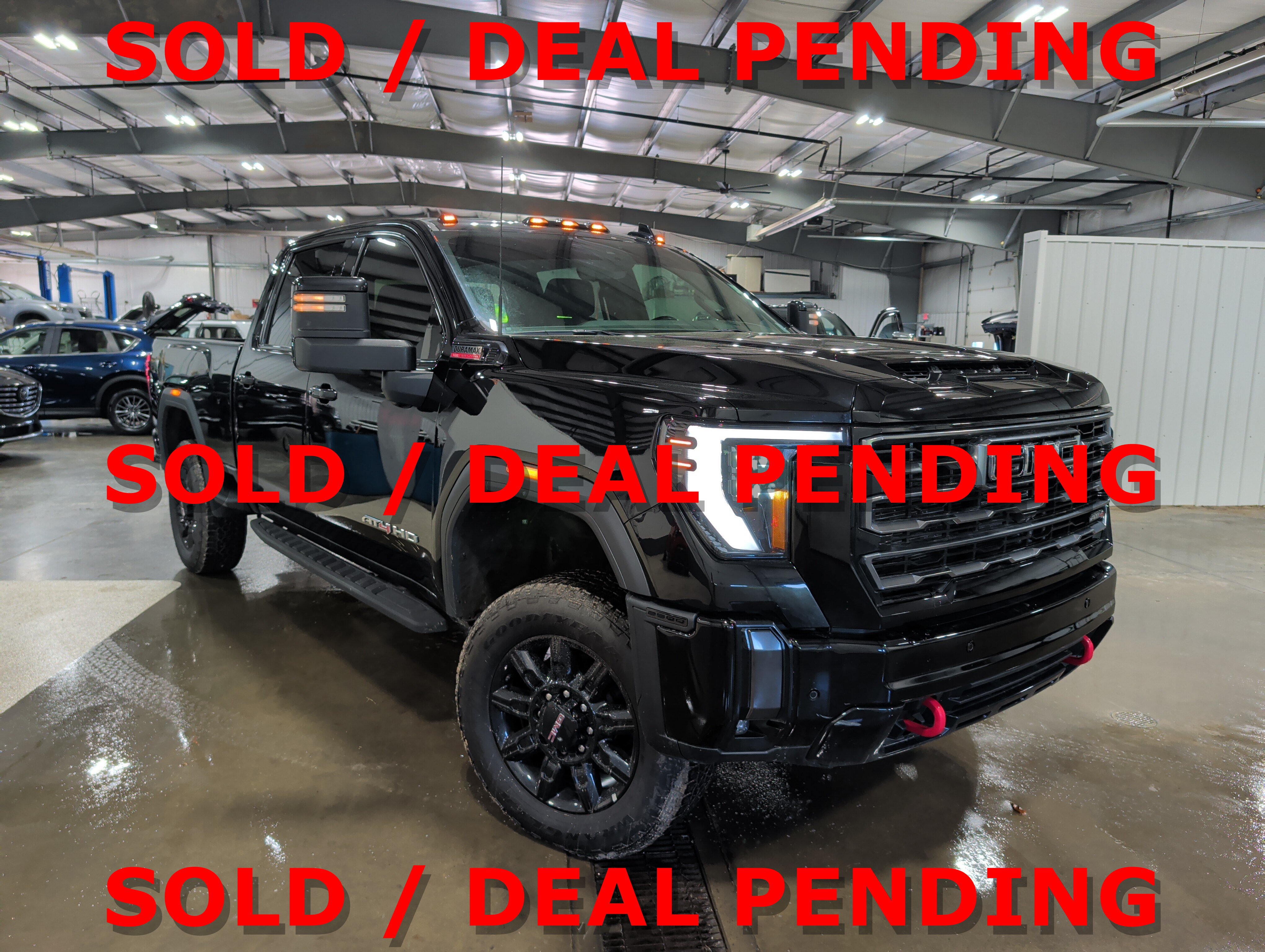 Used 2024 GMC Sierra 2500 AT4 w/ AT4 Premium Plus Package AWD/4WD video 1