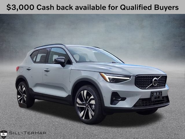New 2026 Volvo XC40 B5 Ultra w/ Climate Package