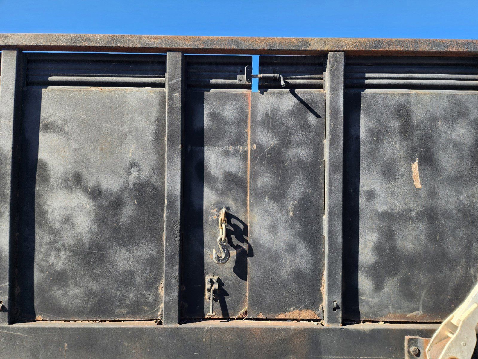 Used 2021 Ford F650 2WD Regular Cab Super Duty image 19