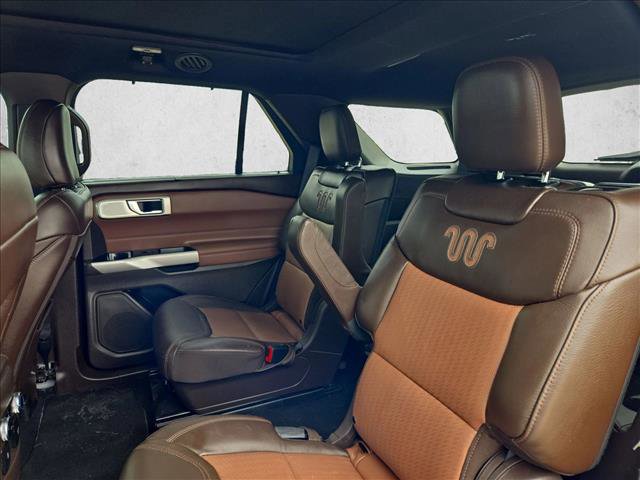 Used 2024 Ford Explorer King Ranch w/ Technology Package image 18