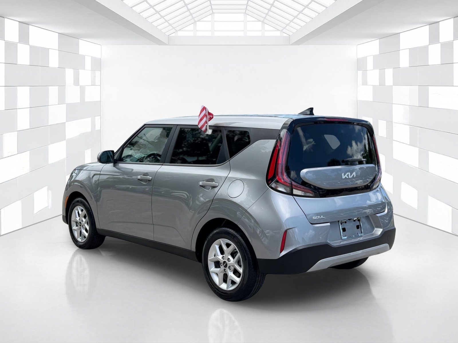 Used 2024 Kia Soul LX w/ Option Group 015 FWD image 5
