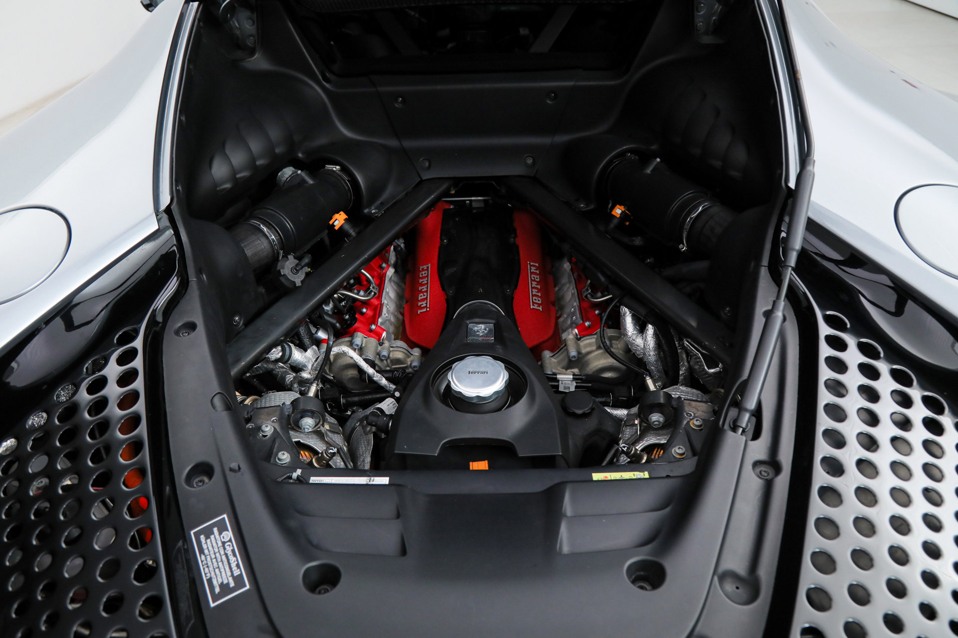 Certified 2022 Ferrari SF90 Stradale image 45