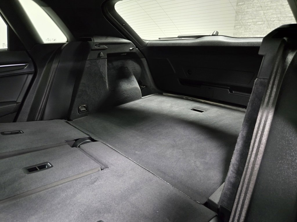 Used 2024 Audi Q3 2.0T Premium image 39