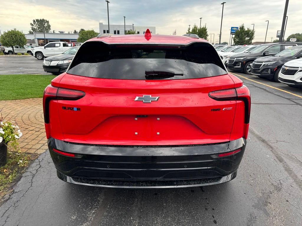 Used 2024 Chevrolet Blazer EV RS AWD/4WD image 4