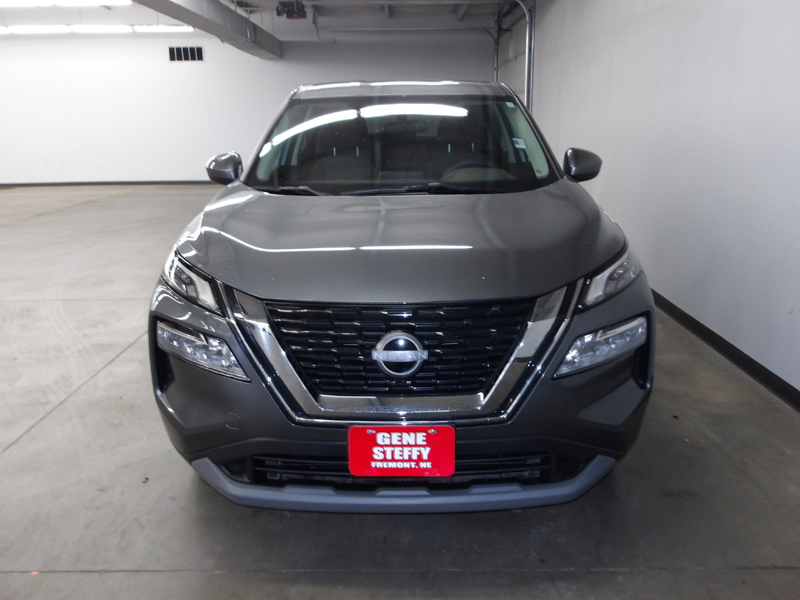 Used 2023 Nissan Rogue SV AWD/4WD image 6